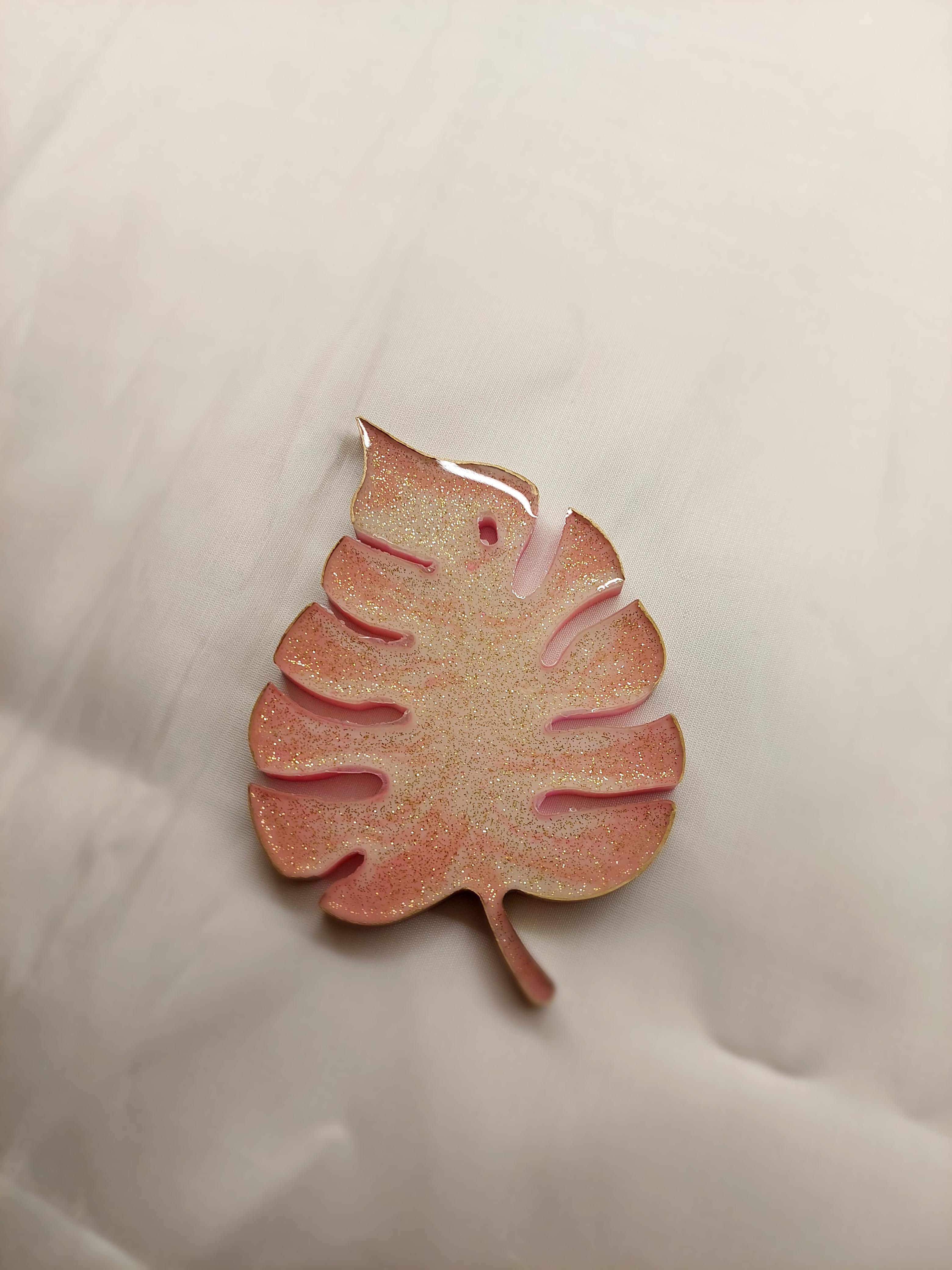 Leaf shape coaster